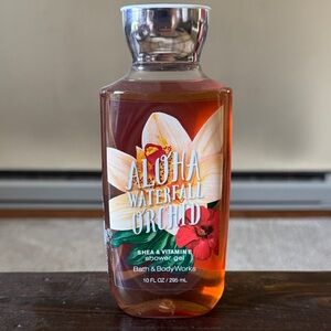 Bath & Body Works Aloha Waterfall Orchid Shower Gel